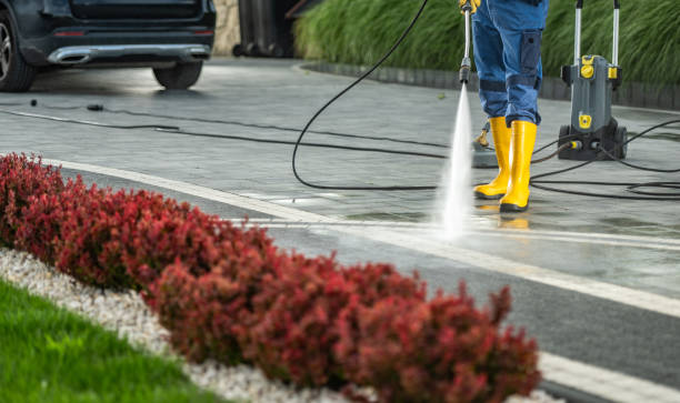 Best Commercial Pressure Washing  in Newstle, CA